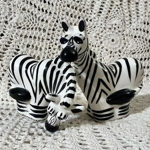 Lynda Corneille Ark Safari
Vtg Zebras Salt & Pepper Shakers NWOT